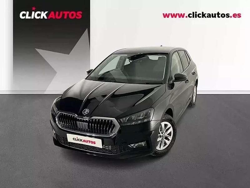 Negro Usado 2025 Skoda Fabia Selection Utilitario | 17.600 € (Super precio) - Imagen 1/4