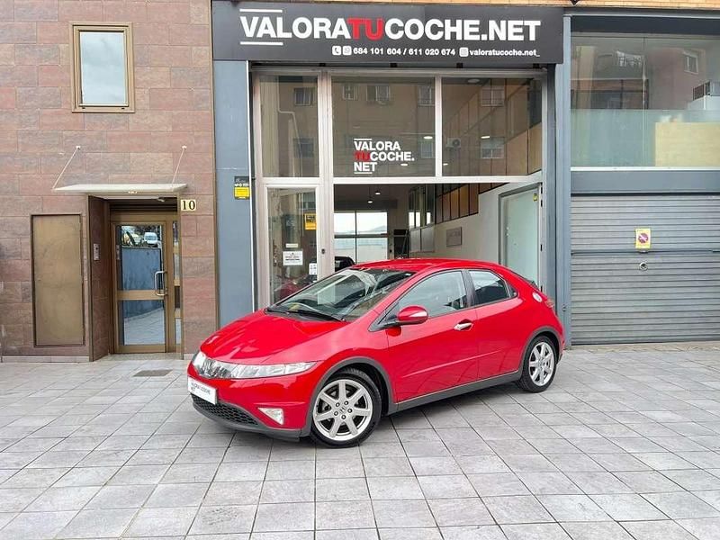 Usado Honda Civic Sport 140 CV (102 kW) 2008 Rojo Utilitario