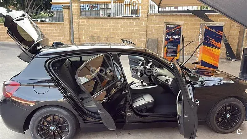 Usado BMW 116 Efficient Dynamics 116 CV (85 kW) 2015 Negro Utilitario