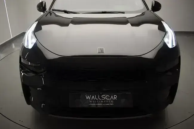 Usado Lynk & Co 01 276 CV (202 kW) 2025 Negro SUV