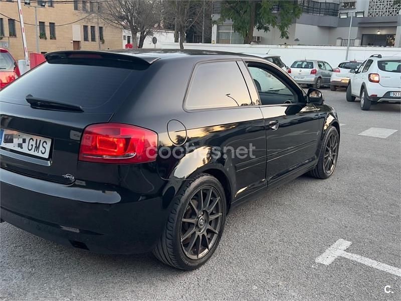Usado Audi A3 Ambition 105 CV (77 kW) 2009 Negro Utilitario
