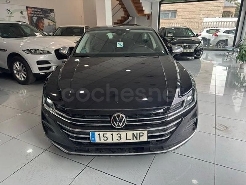 Usado VW Arteon Elegance 150 HP (110 kW) 2021 Preto Sedan