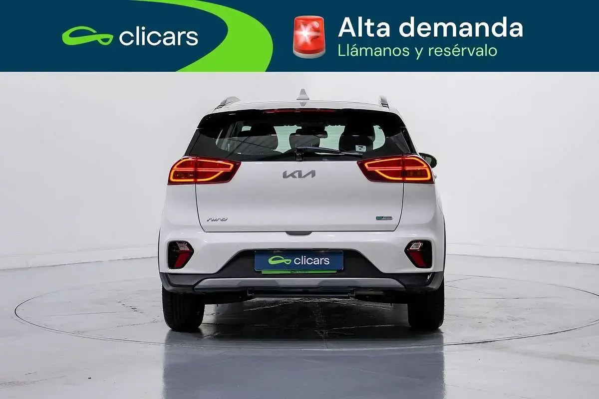 Usado Kia Niro 105 CV (77 kW) 2022 Blanco SUV
