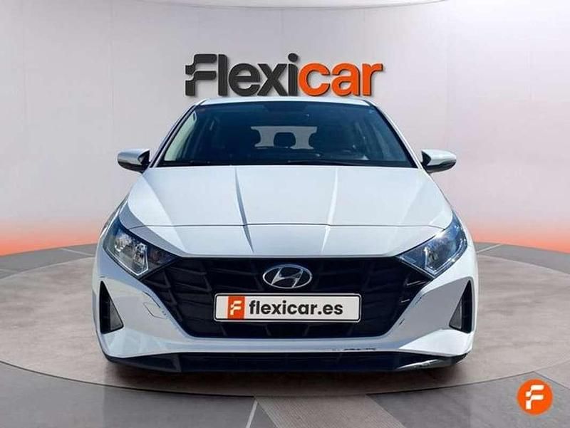 Usado Hyundai i20 84 CV (61 kW) 2021 Blanco Utilitario