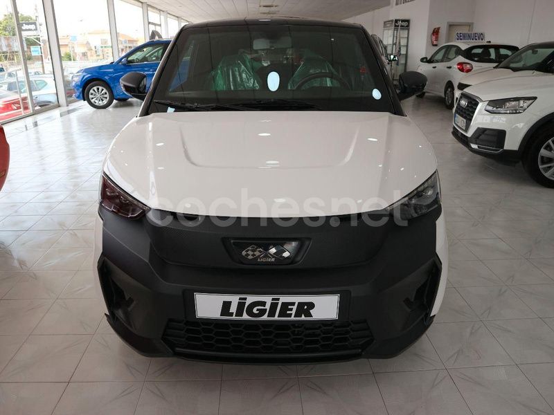 Nuevo Ligier JS50 2025 Blanco Utilitario
