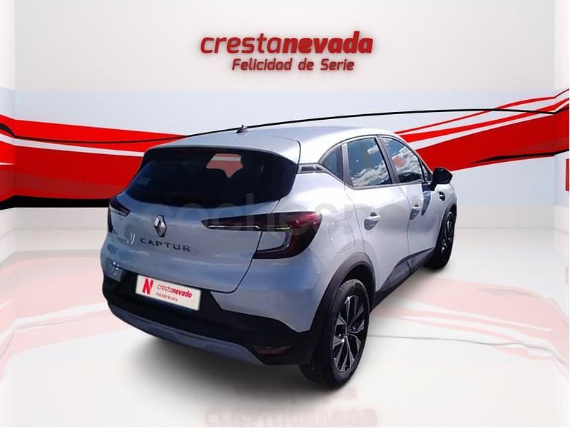 Usado Renault Captur Equilibre 100 CV (73 kW) 2022 Blanco SUV
