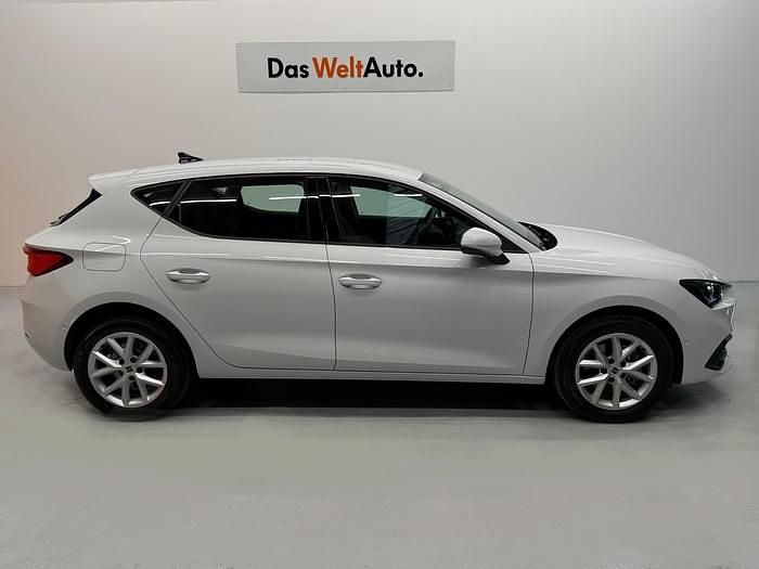Usado Seat Leon Style 116 CV (85 kW) 2025 Blanco