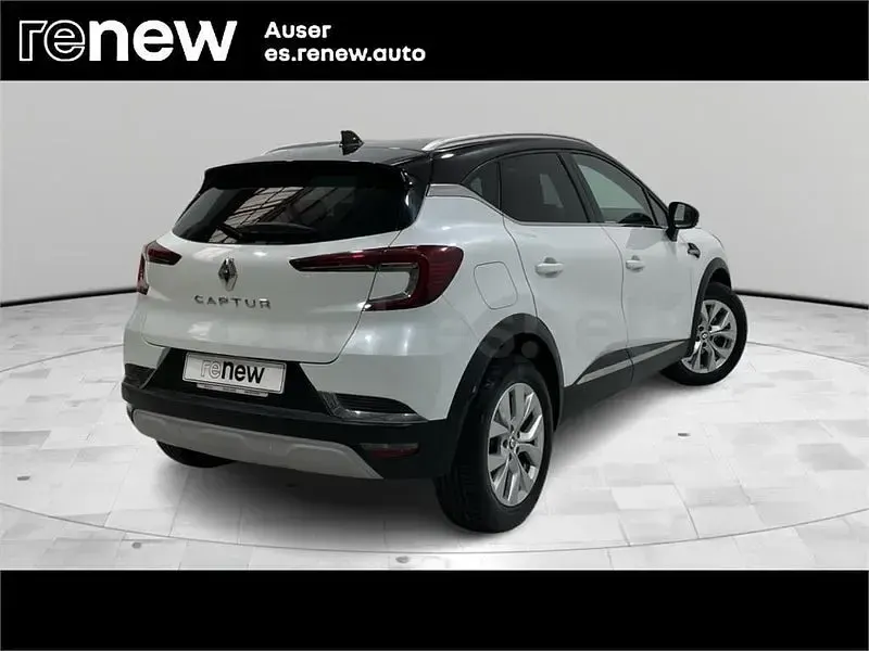 Usado Renault Captur Zen 140 CV (102 kW) 2022 Blanco SUV