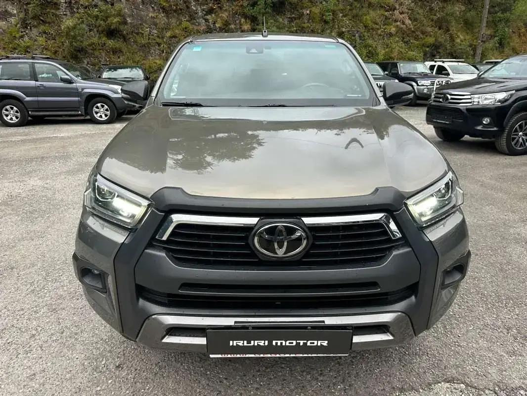 Usado Toyota HiLux 204 CV (150 kW) 2021 Verde Pickup/Camioneta