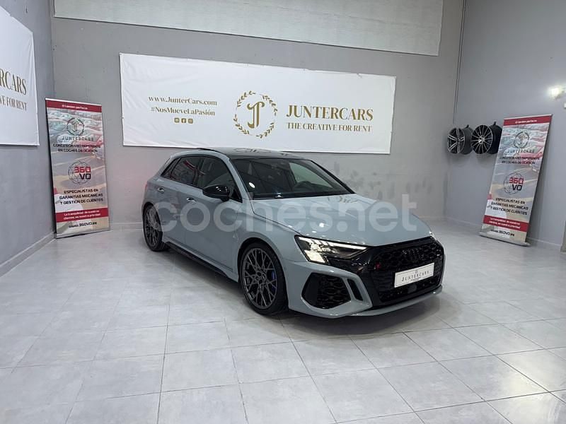 Gris / plata Usado 2023 Audi RS3 Sportback Performance Utilitario | 75.000 € - Imagen 1/4