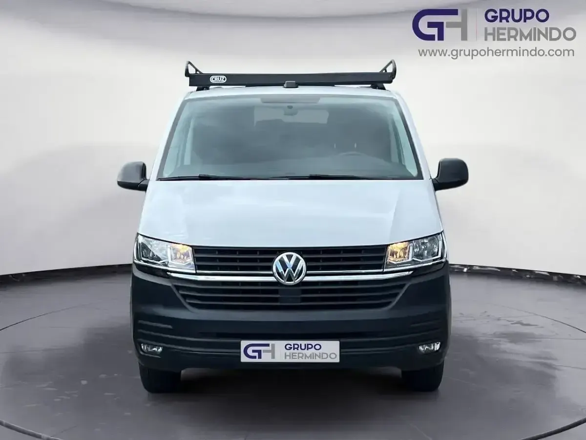 Używany VW Transporter 110 KM (80 kW) 2023 Biały Van