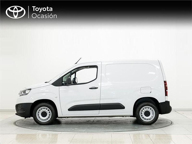 Usado Toyota Proace City City 100 CV (73 kW) 2023 Blanco Monovolumen