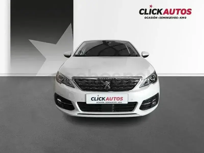 Usado Peugeot 308 Allure 130 CV (95 kW) 2021 Blanco Berlina