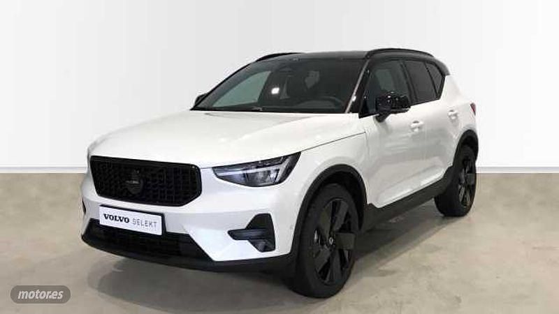 Blanco Nuevo 2025 Volvo XC40 Ultra SUV | 44.990 € (Precio justo) - Imagen 1/3