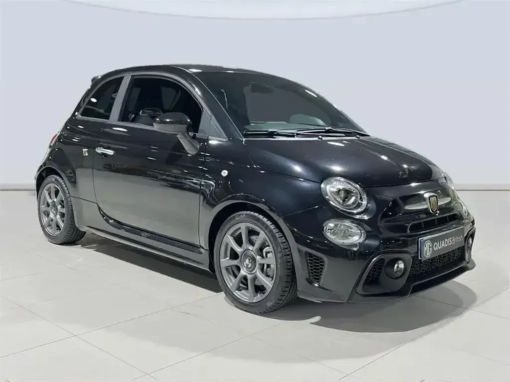 Usado Abarth 595 165 CV (121 kW) 2023 Negro Berlina
