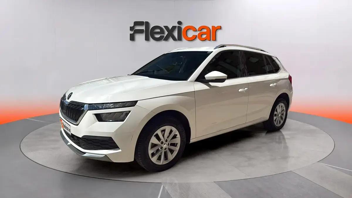 Usado Skoda Kamiq Style 116 CV (85 kW) 2024 Blanco SUV