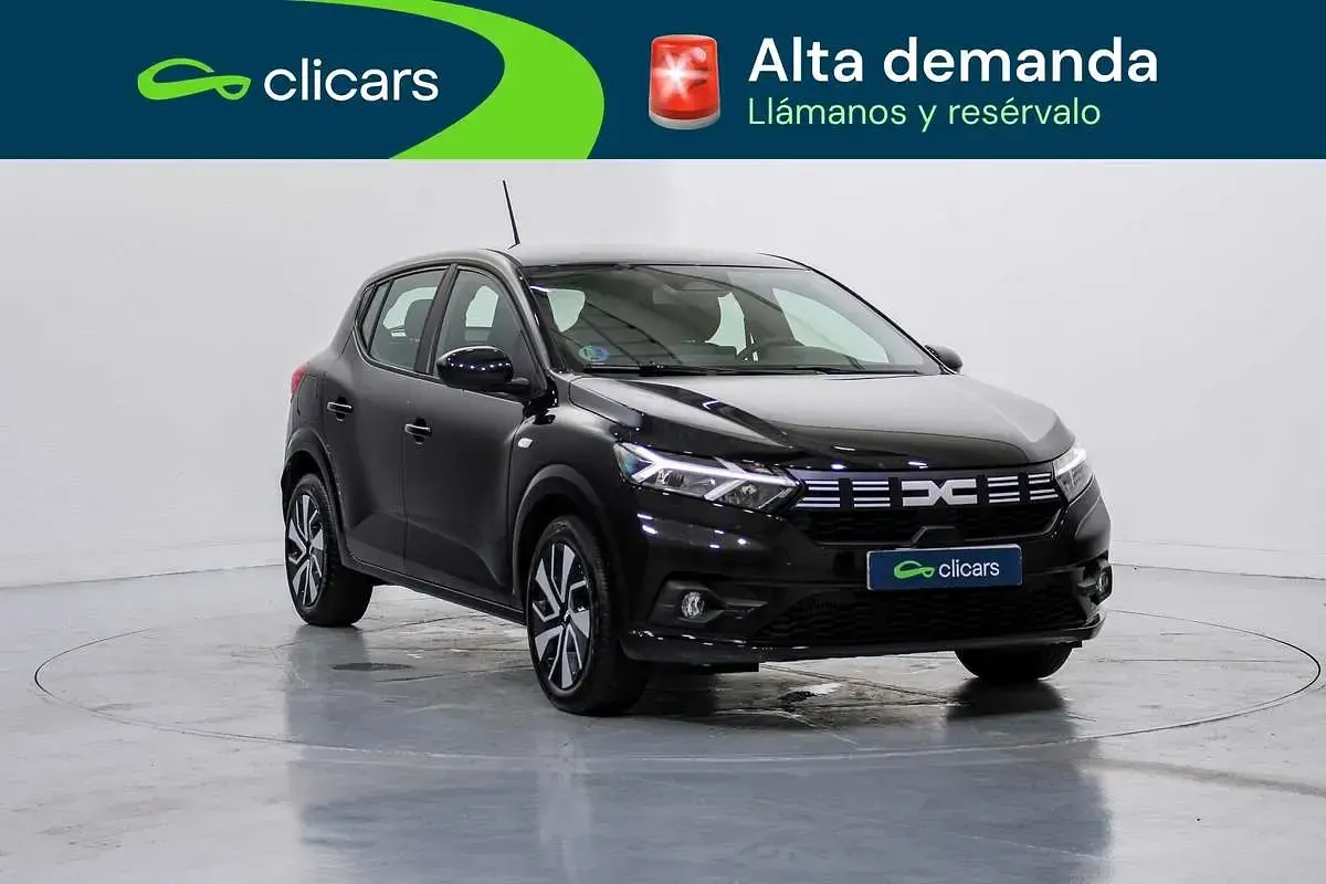 Usado Dacia Sandero Expression 101 CV (74 kW) 2024 Negro Utilitario