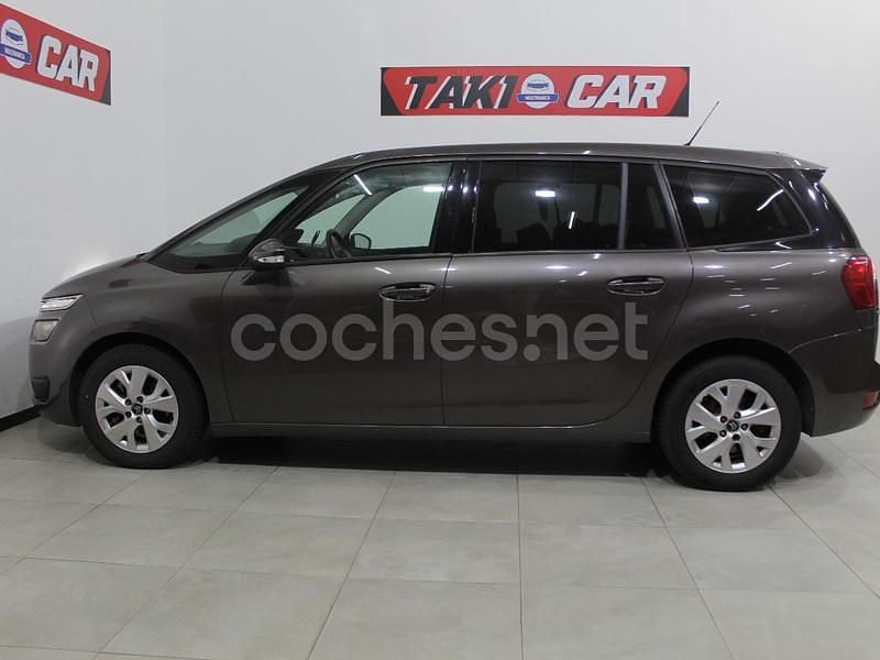Usado Citroën Grand C4 Picasso Live 120 CV (88 kW) 2016 Gris / plata Monovolumen