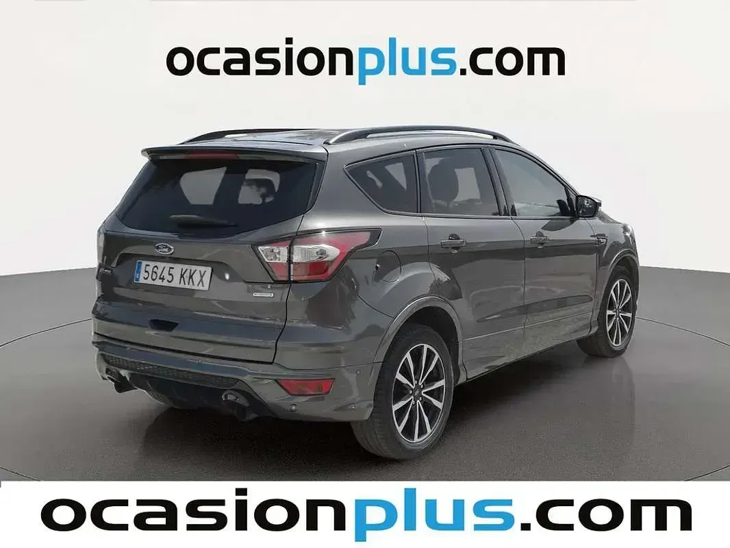 Usado Ford Kuga ST-Line 120 CV (88 kW) 2018 Gris SUV