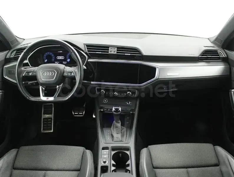 Usado Audi Q3 S-Line 150 CV (110 kW) 2022 Gris / plata SUV