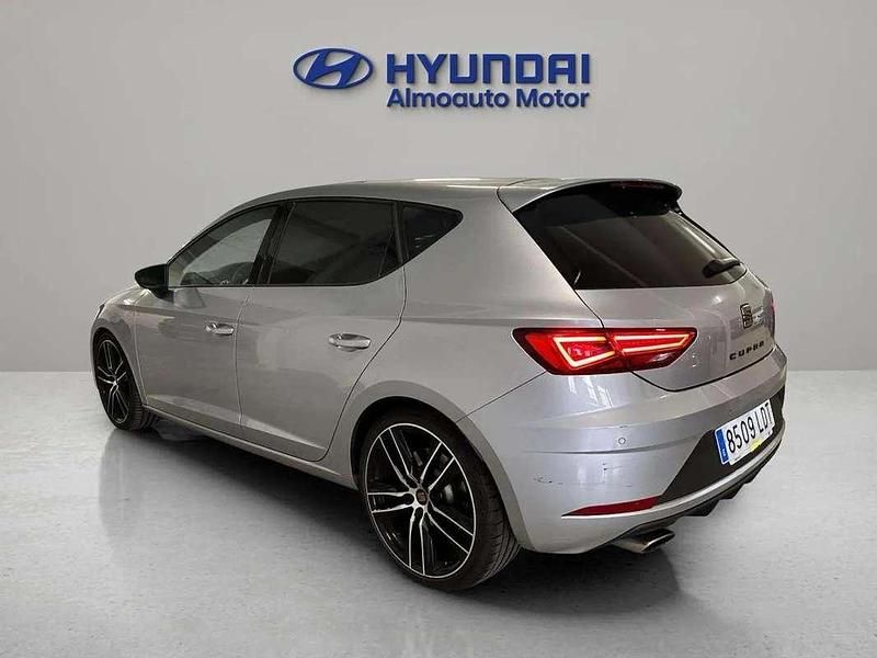 Usado Seat Leon ST CUPRA 290 CV (213 kW) 2020 Plateado Familiar