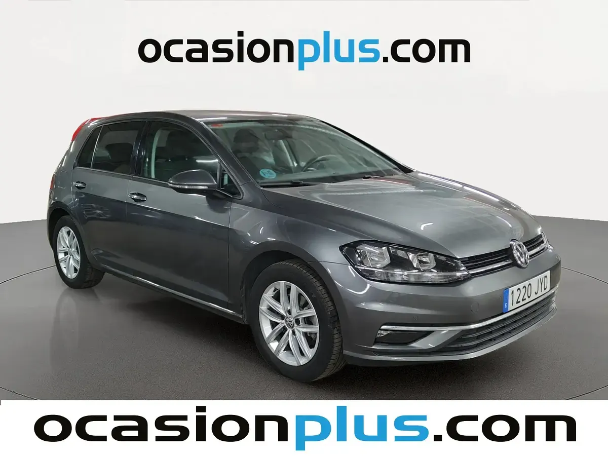 Usado VW Golf VII Advance 125 CV (91 kW) 2017 Gris Utilitario