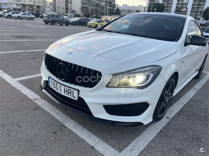 Usado Mercedes CLA250 AMG line 211 CV (155 kW) 2013 Blanco Berlina
