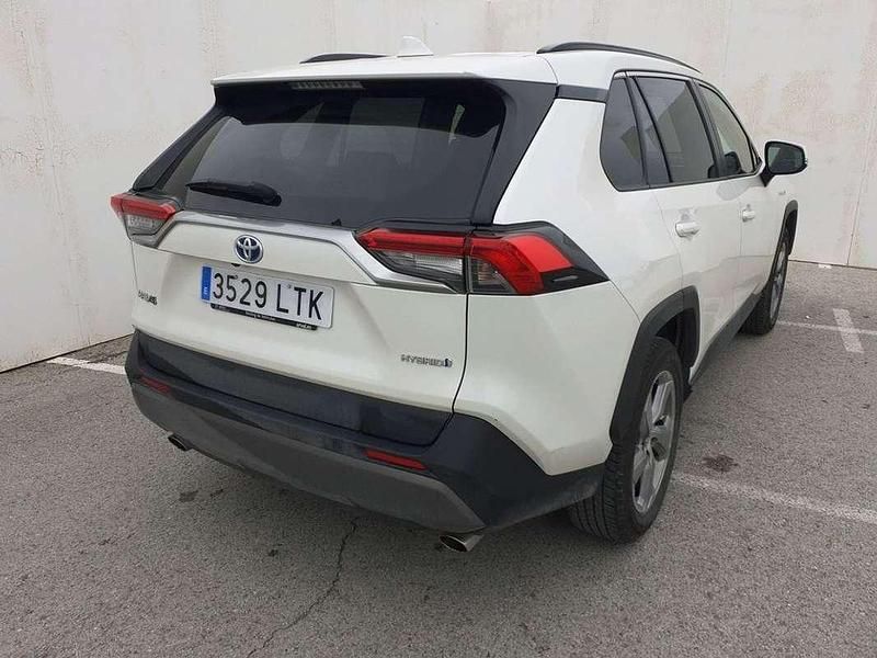 Usado Toyota RAV4 Hybrid Advance 220 CV (161 kW) 2021 Blanco SUV
