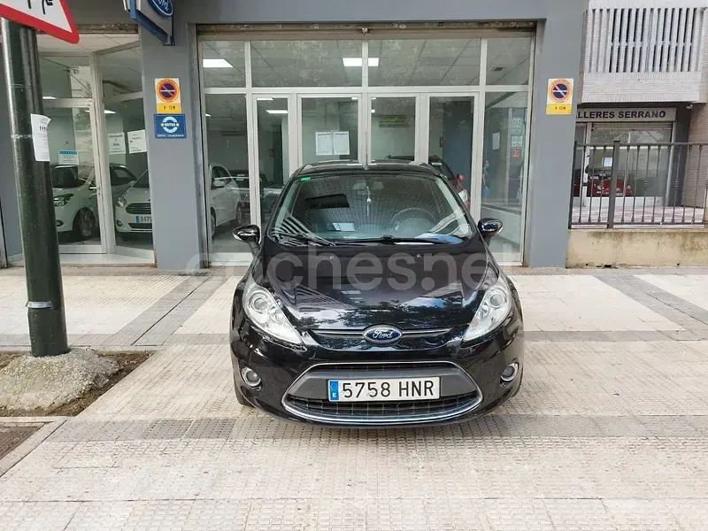 Usado Ford Fiesta Titanium 95 CV (69 kW) 2013 Negro Berlina