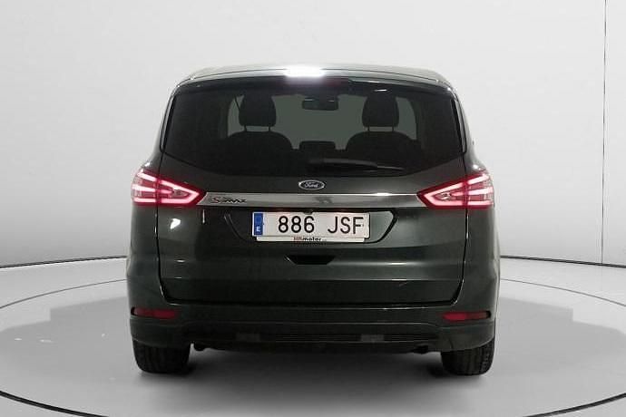 Usado Ford S-MAX Titanium 150 CV (110 kW) 2016 Monovolumen