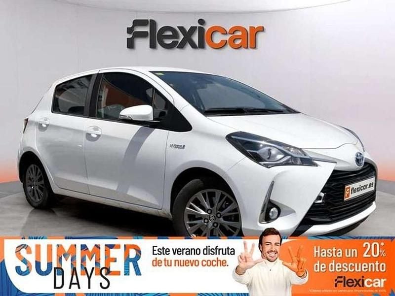 Blanco Usado 2020 Toyota Yaris Hybrid Advance Utilitario | 15.490 € (Precio justo) - Imagen 1/4