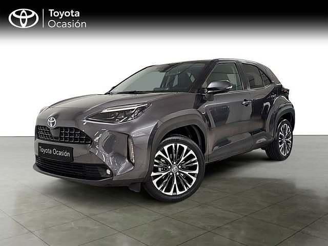 Usado Toyota Yaris Hybrid Plus 116 CV (85 kW) 2022 Gris Pickup/Camioneta