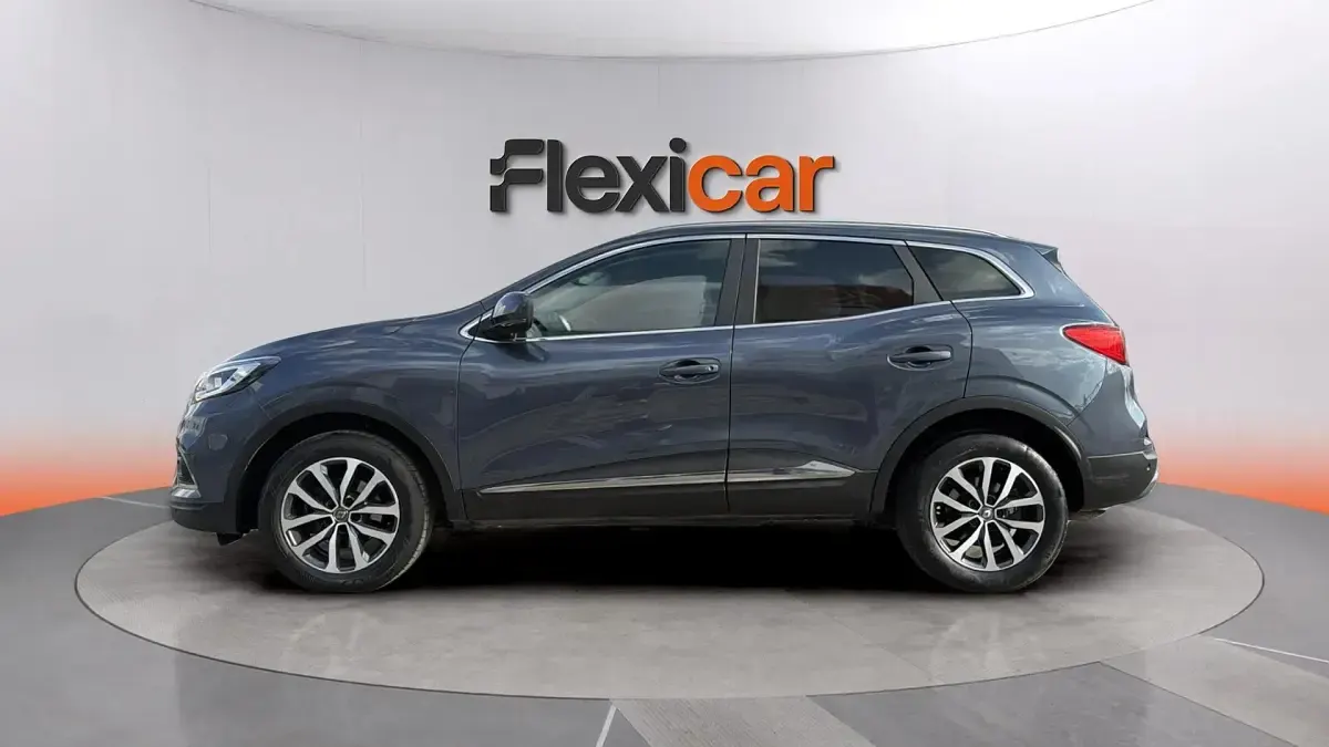 Usado Renault Kadjar Zen 140 CV (102 kW) 2021 Gris SUV