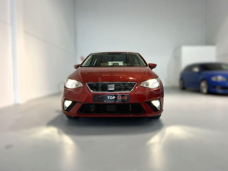 Usado Seat Ibiza Reference 95 CV (69 kW) 2019 Granate Utilitario