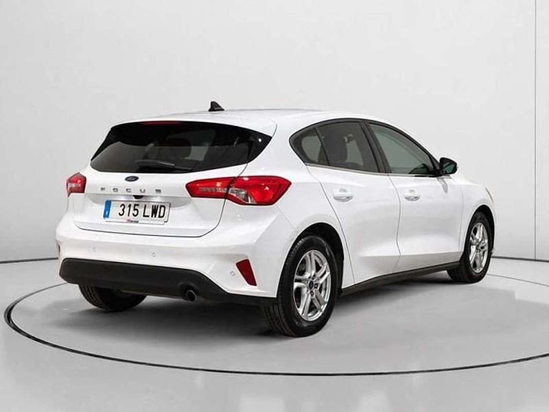 Usado Ford Focus Trend+ 120 CV (88 kW) 2022 Blanco Utilitario