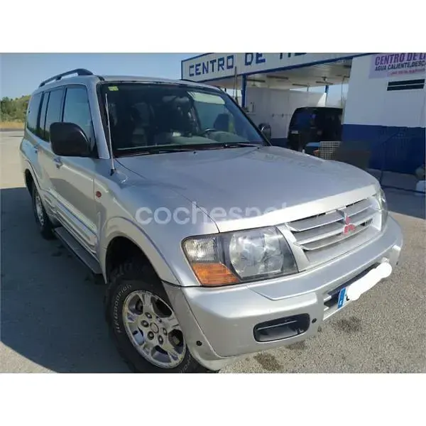 Usado Mitsubishi Montero 165 CV (121 kW) 2001 Gris / plata SUV