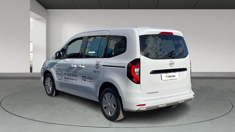 Usado Nissan Townstar N-Connecta 130 CV (95 kW) 2025 Blanco