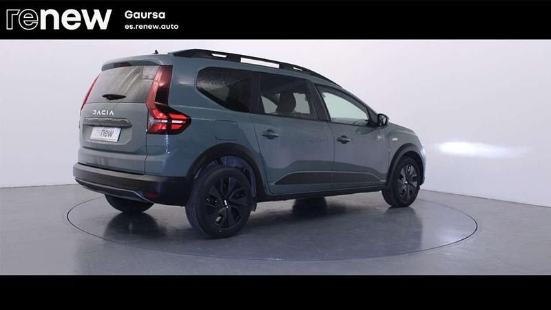 Usado Dacia Jogger Expression 101 CV (74 kW) 2024 Verde Monovolumen