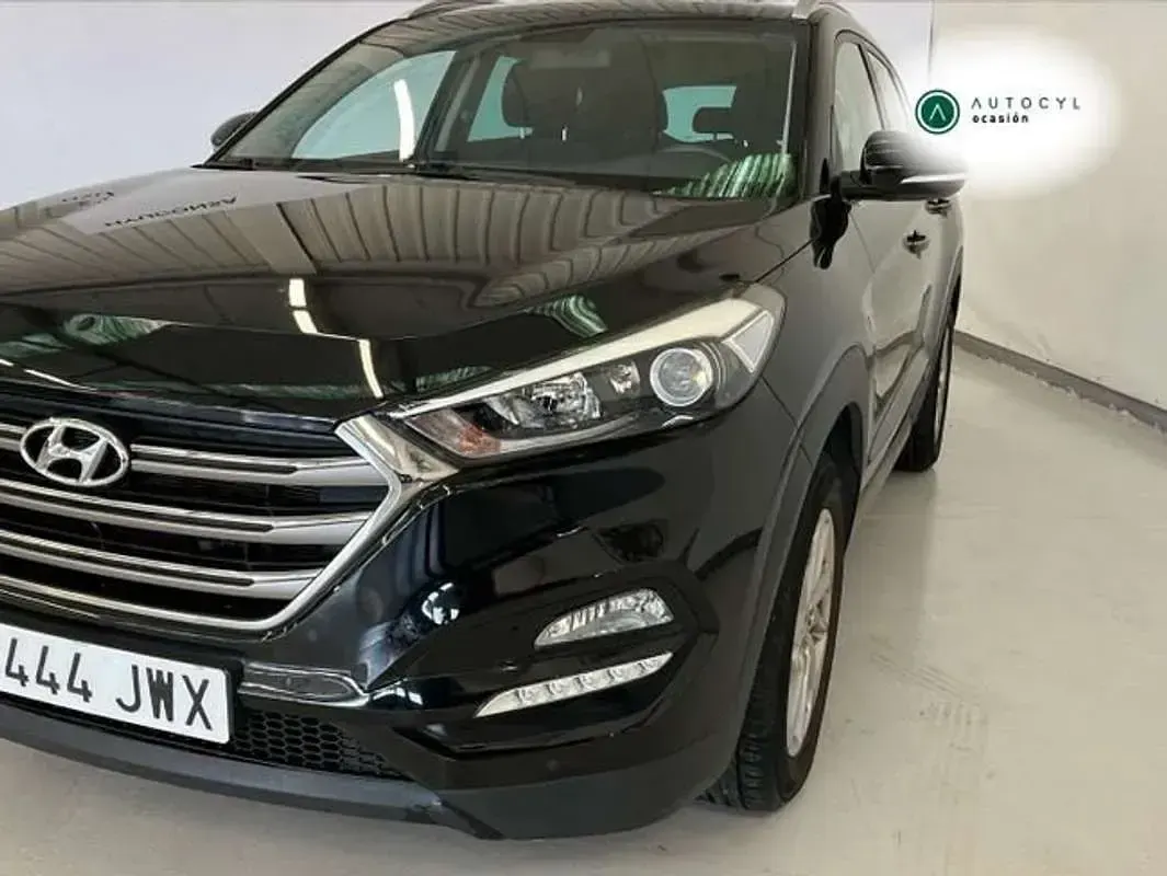 Usado Hyundai Tucson 132 CV (97 kW) 2017 Negro SUV