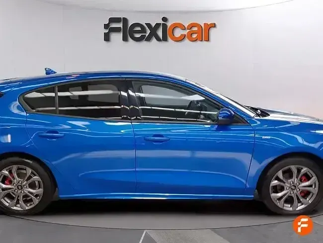Usado Ford Focus ST-Line 125 CV (91 kW) 2022 Azul Berlina