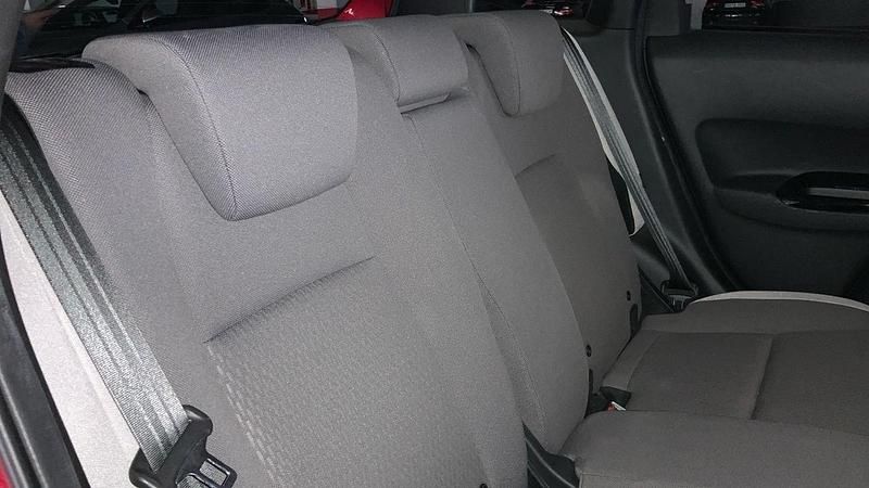 Usado Honda Jazz Executive 109 CV (80 kW) 2021 Rojo Utilitario