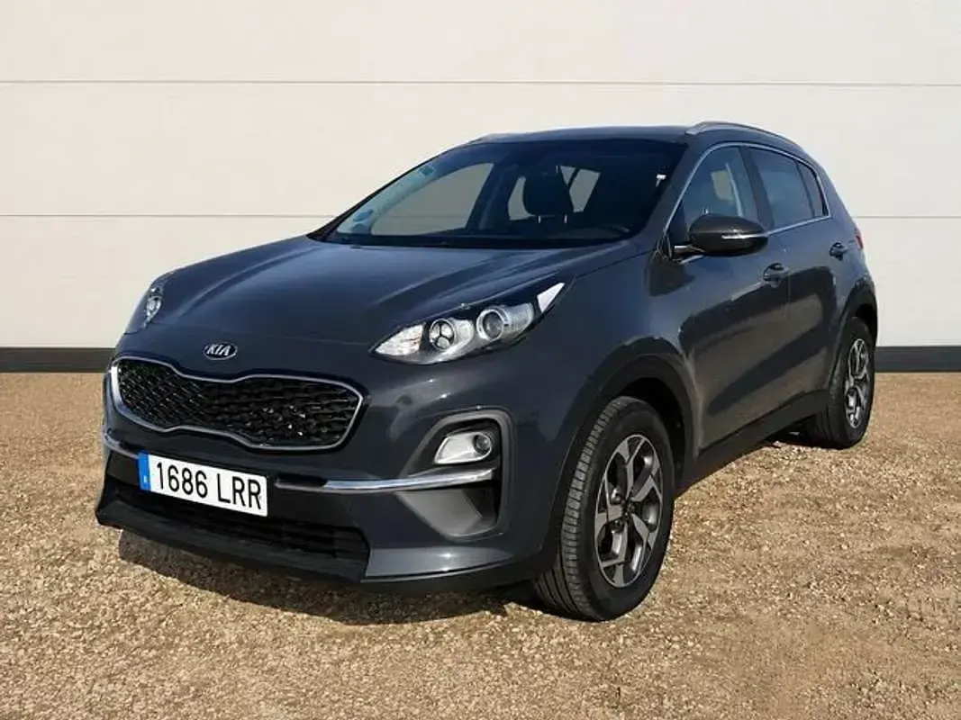 Usado Kia Sportage Plus 136 CV (100 kW) 2021 Negro SUV