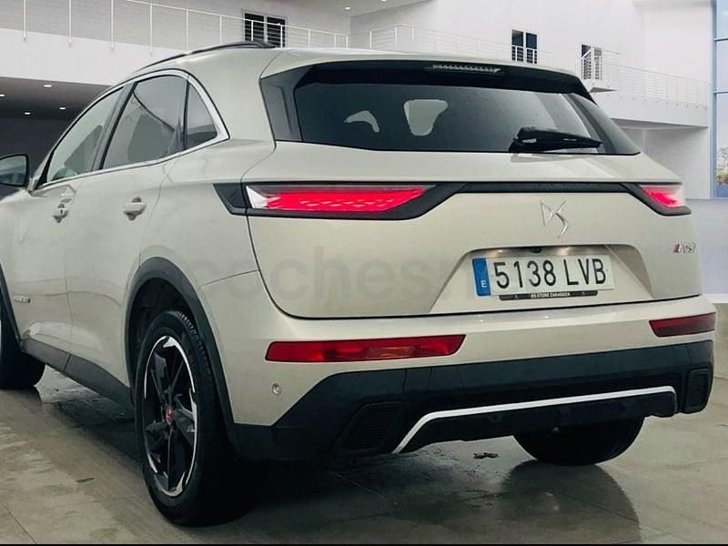 Usado DS Automobiles DS7 Crossback 131 CV (96 kW) 2021 Gris / plata SUV