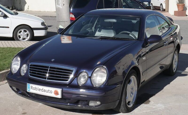Azul Usado 1997 Mercedes CLK230 Elegance Coupe | 4200 € - Imagen 1/4
