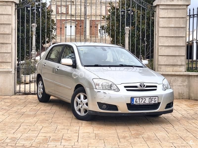 Usado Toyota Corolla Sol 116 CV (85 kW) 2005 Gris / plata Berlina