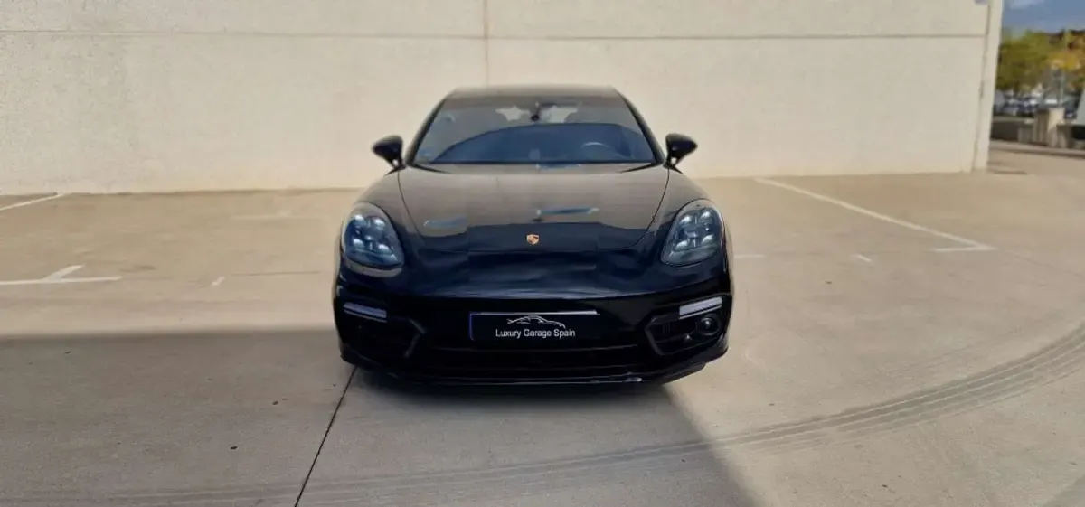 Usado Porsche Panamera Sport Turismo 680 CV (500 kW) 2018 Negro Familiar