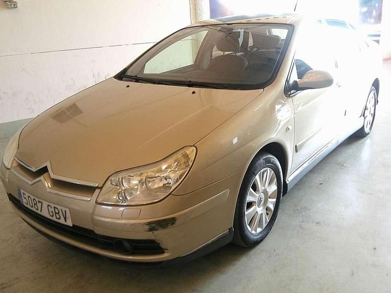 Usado Citroën C5 110 CV (80 kW) 2008 Beige Berlina