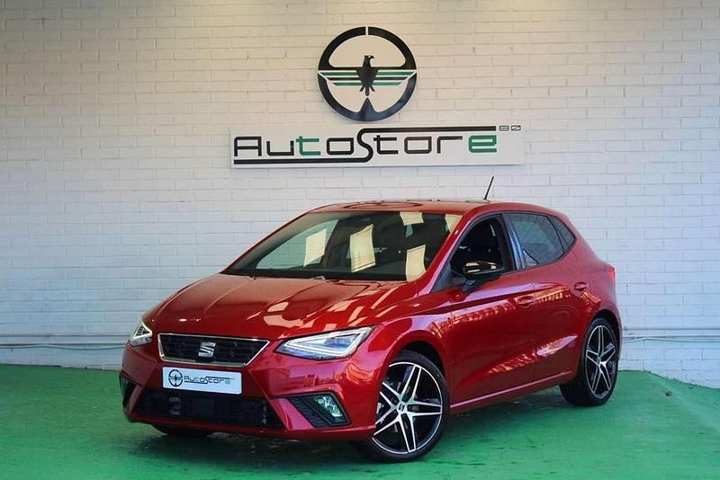 Usado Seat Ibiza FR 150 CV (110 kW) 2022 Granate Berlina