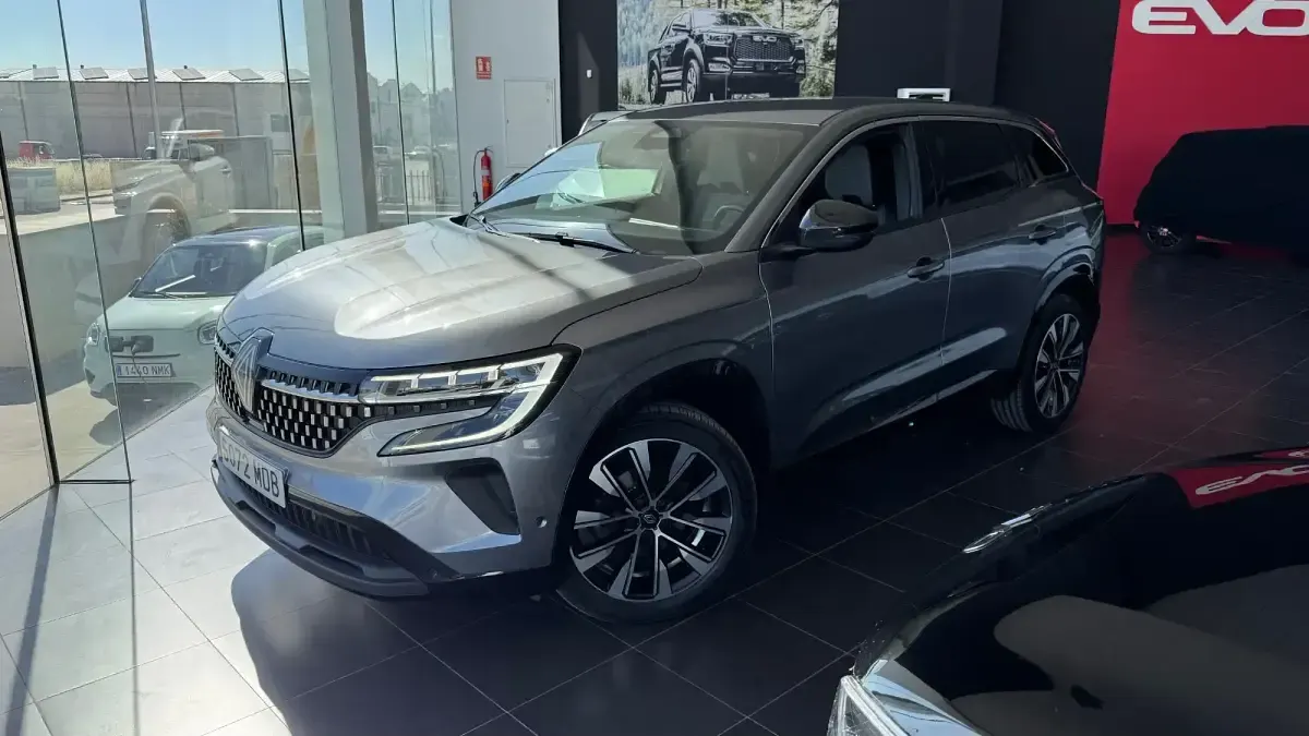 Usado Renault Austral Techno 140 CV (102 kW) 2022 Gris SUV