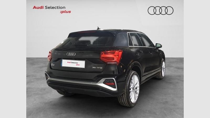Usado Audi Q2 150 CV (110 kW) 2024 Gris daytona efecto perla SUV